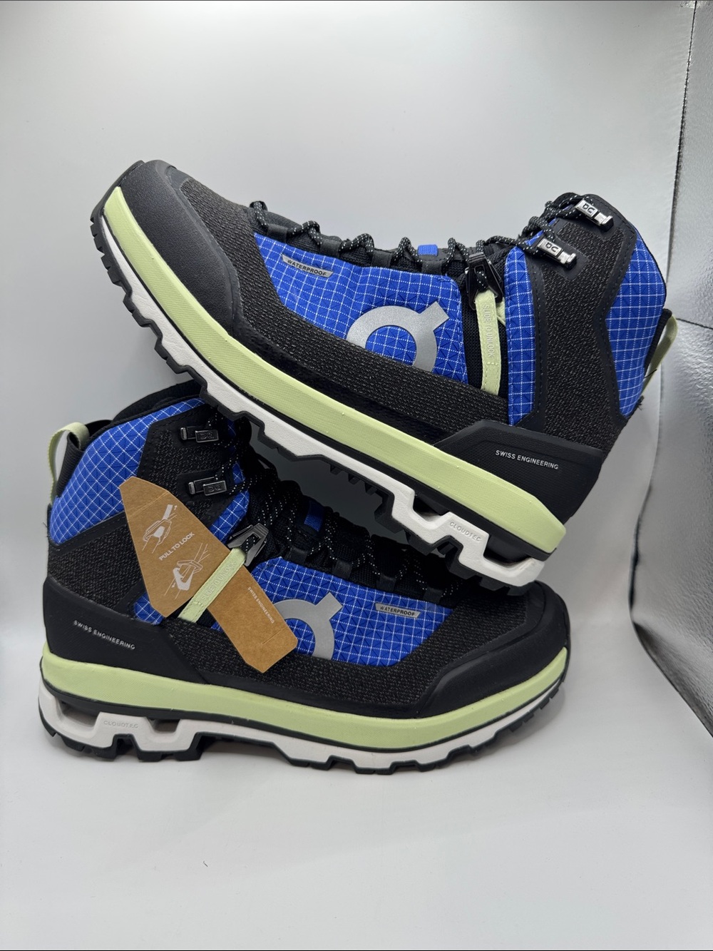 On Running women Cloudalpine Waterproof Boots - Blue/Black/Green - Picture 7 of 7